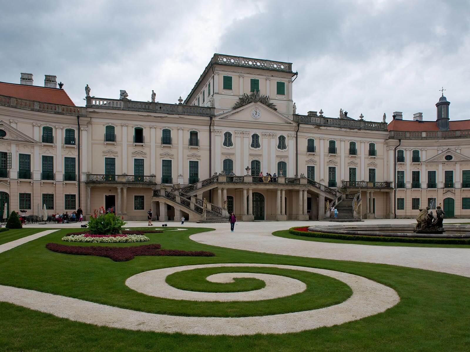 Pütra turistična agencija - Sopron, Esterhazy dvorec
